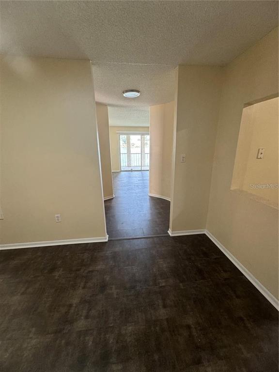 Building Photo - 536 Orange Dr