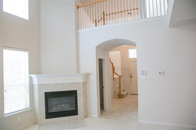 Building Photo - 511 Poplar Ln