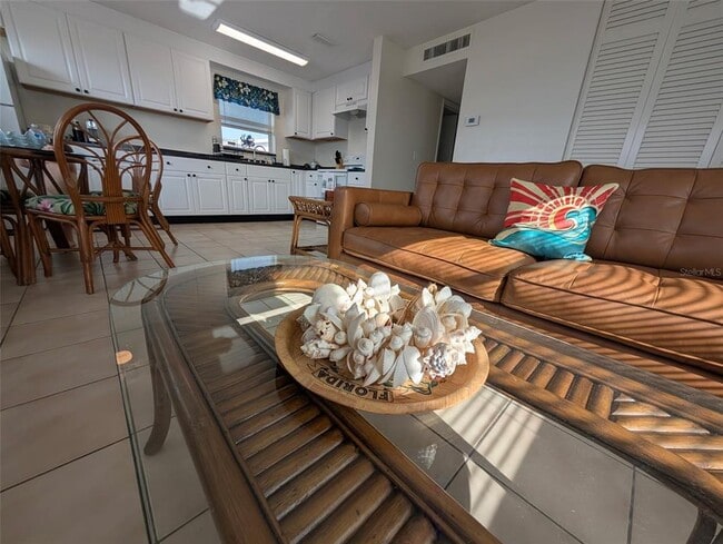 Building Photo - 402 Auburn Dr