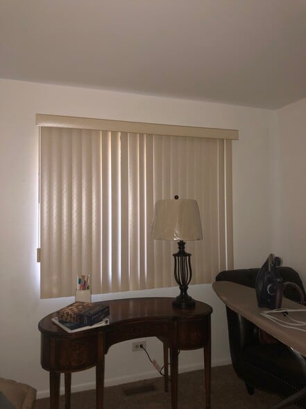 Building Photo - 214 Scarsdale Ct