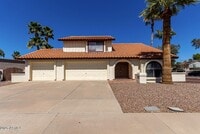 Building Photo - 10090 E Becker Ln