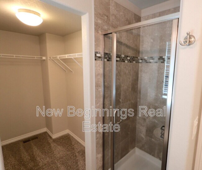 Building Photo - 4834 Olympus Dr