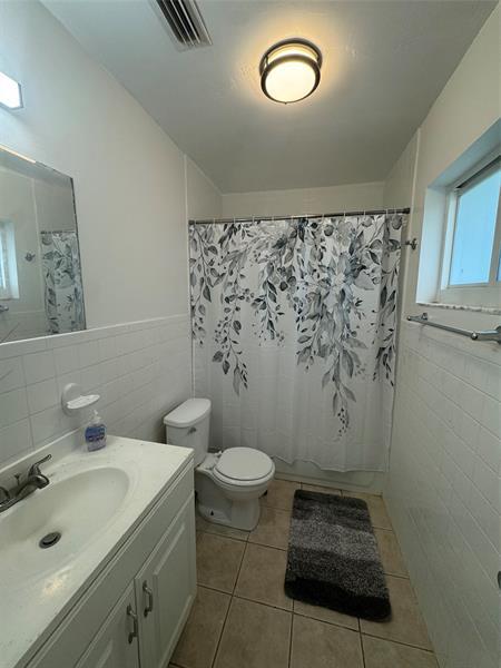 Building Photo - 1107 NW 4th Ave