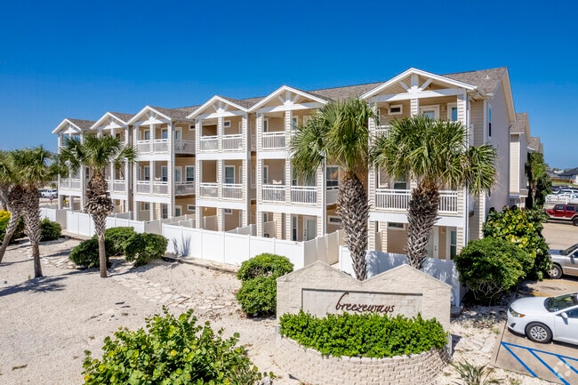 Primary Photo - Breezeways of Encantada