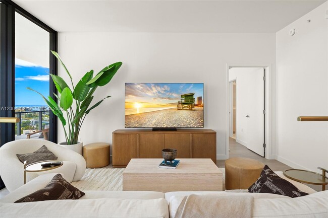 Building Photo - 500 Alton Rd