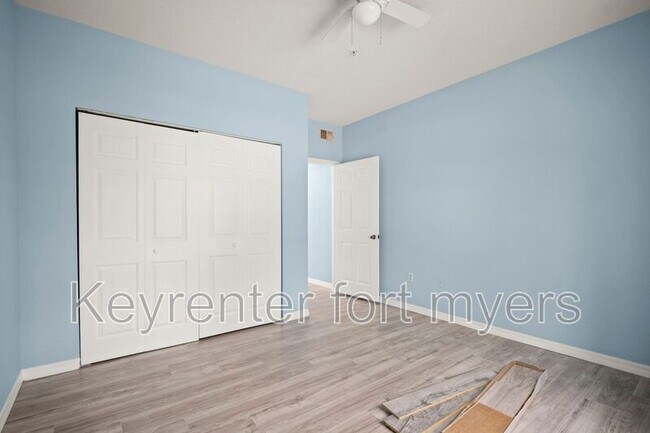 Building Photo - 11530 Villa Grand