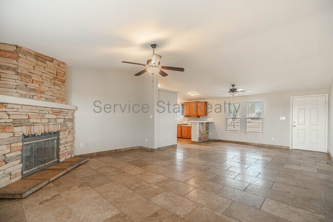 Building Photo - 18143 W Morning Vista Ln