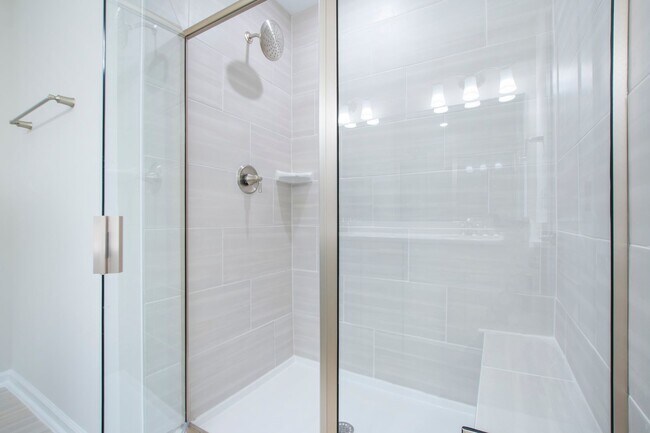 Building Photo - Modern & Charming 3-Bedroom Townhome in Durham!