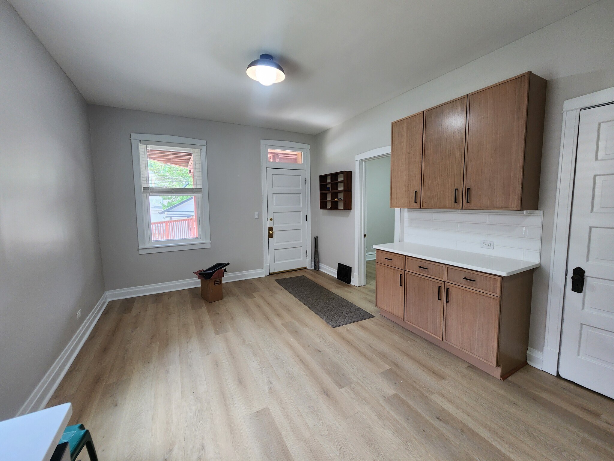 Building Photo - 5453 W Giddings St