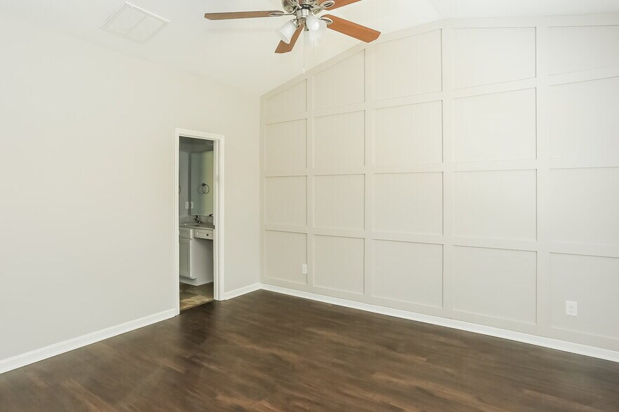 Building Photo - 7609 Malden Park Dr