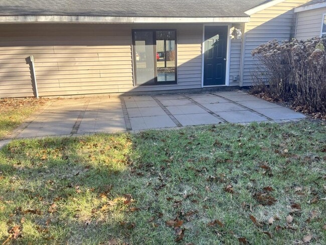 Building Photo - 6306 Schofield Ave