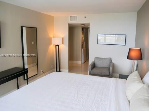 Building Photo - 1717 N Bayshore Dr