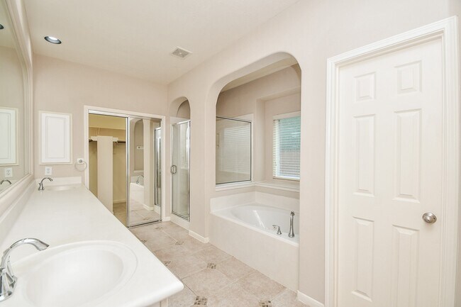 Building Photo - 5506 Plumero Meadow Dr