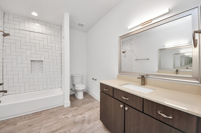 Building Photo - 1703 Cedrocanna Ln