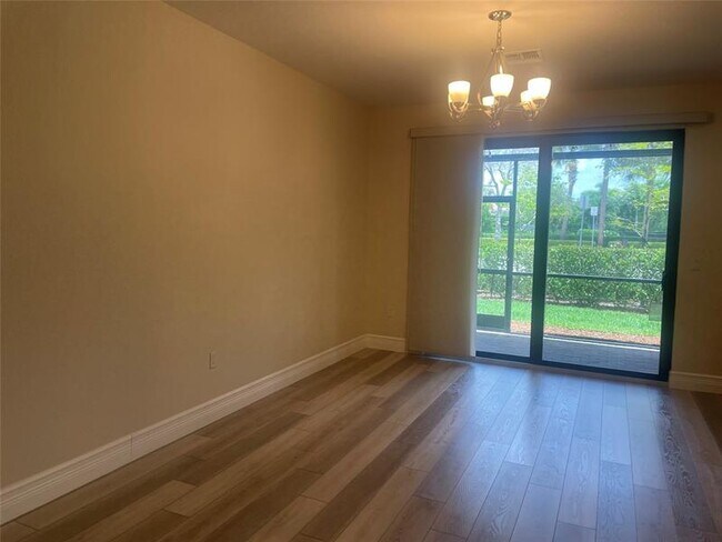 Building Photo - 10845 NW 74th Dr