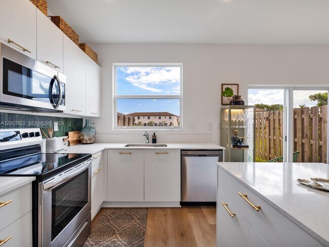 Building Photo - 2349 NW 122nd Ter