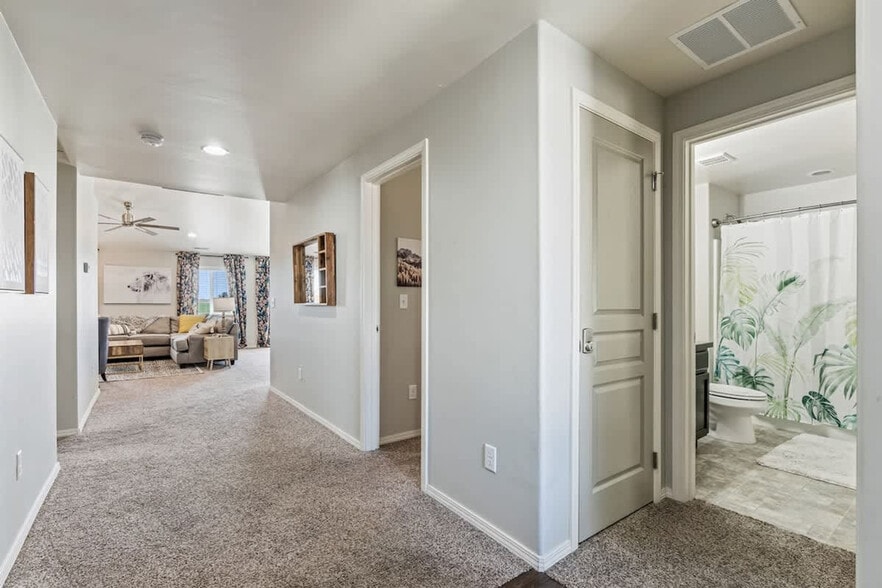 Building Photo - 3815 E Windy Ridge Ct