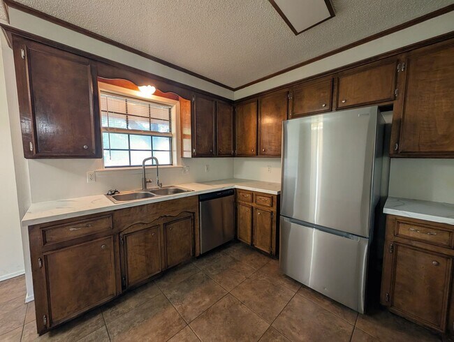 Building Photo - 3008 Brittney Ln