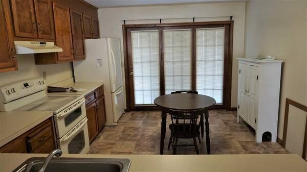 Kitchen view 2 - 217 Deer Run Trail