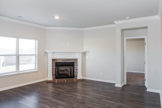 Building Photo - 14170 Lannister Ln