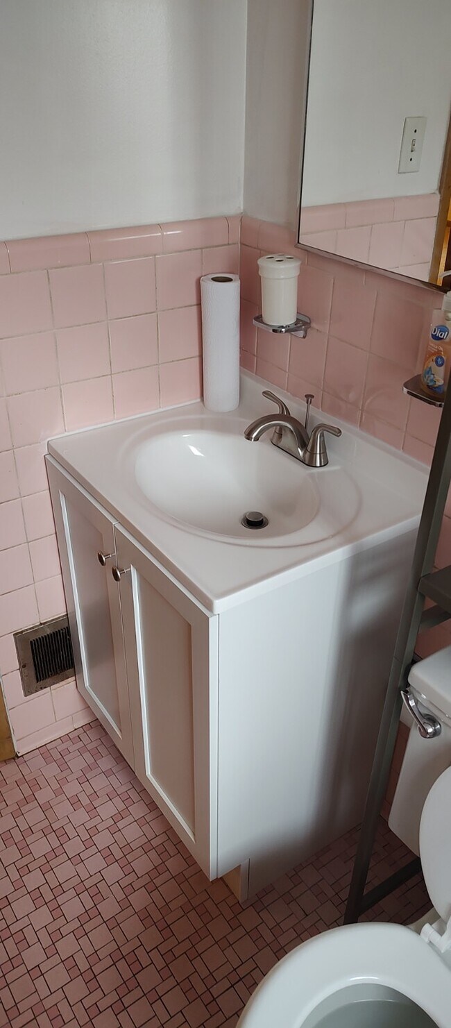 Building Photo - 20812 Littlestone Rd