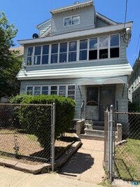 Building Photo - 440 Howard Ave