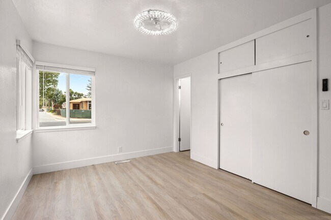 Building Photo - Beautiful remodeled 3 bed 2 bath home in Cupertino. Top Rated Schools. Must see!