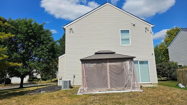 Building Photo - 3044 Kings Realm Ave