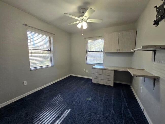 Building Photo - 2606 NE 22nd Ave