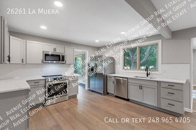 Building Photo - 26261 La Muera St