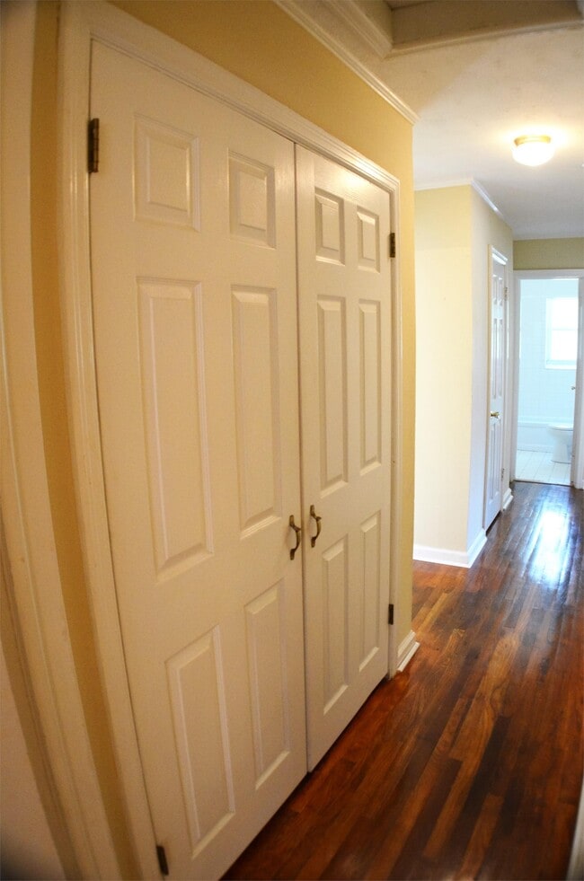 Building Photo - 3462 Biltmore Ave