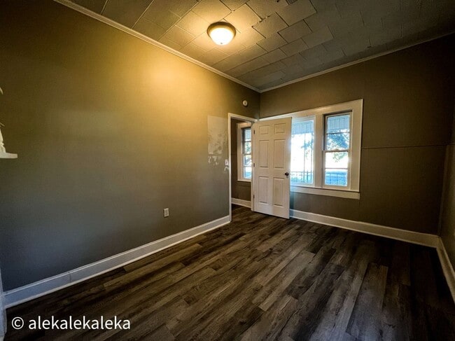 Building Photo - 715 Fisher Ferry St