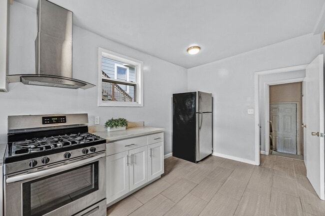 Building Photo - 3589 21st St