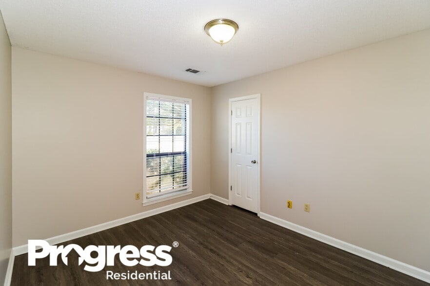 Building Photo - 2777 Kate Bond Rd