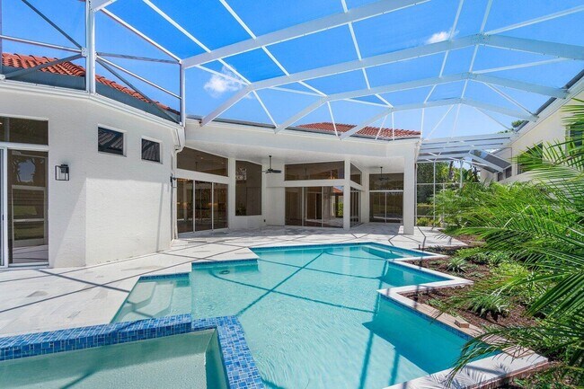 Building Photo - 1128 Crystal Dr