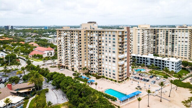 Building Photo - 2000 S Ocean Blvd