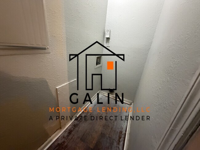 Building Photo - 1247 Carr Ave