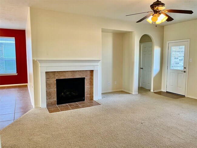 Building Photo - 17810 Serene Shore Dr