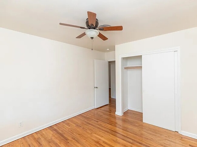 Building Photo - 4334 Randall Dr