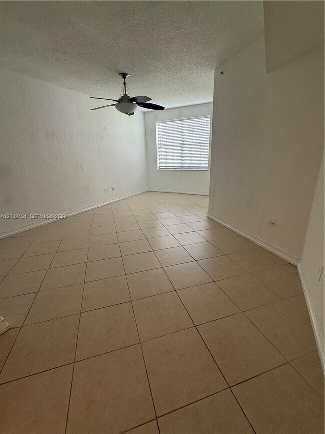 Building Photo - 715 SW 148th Ave