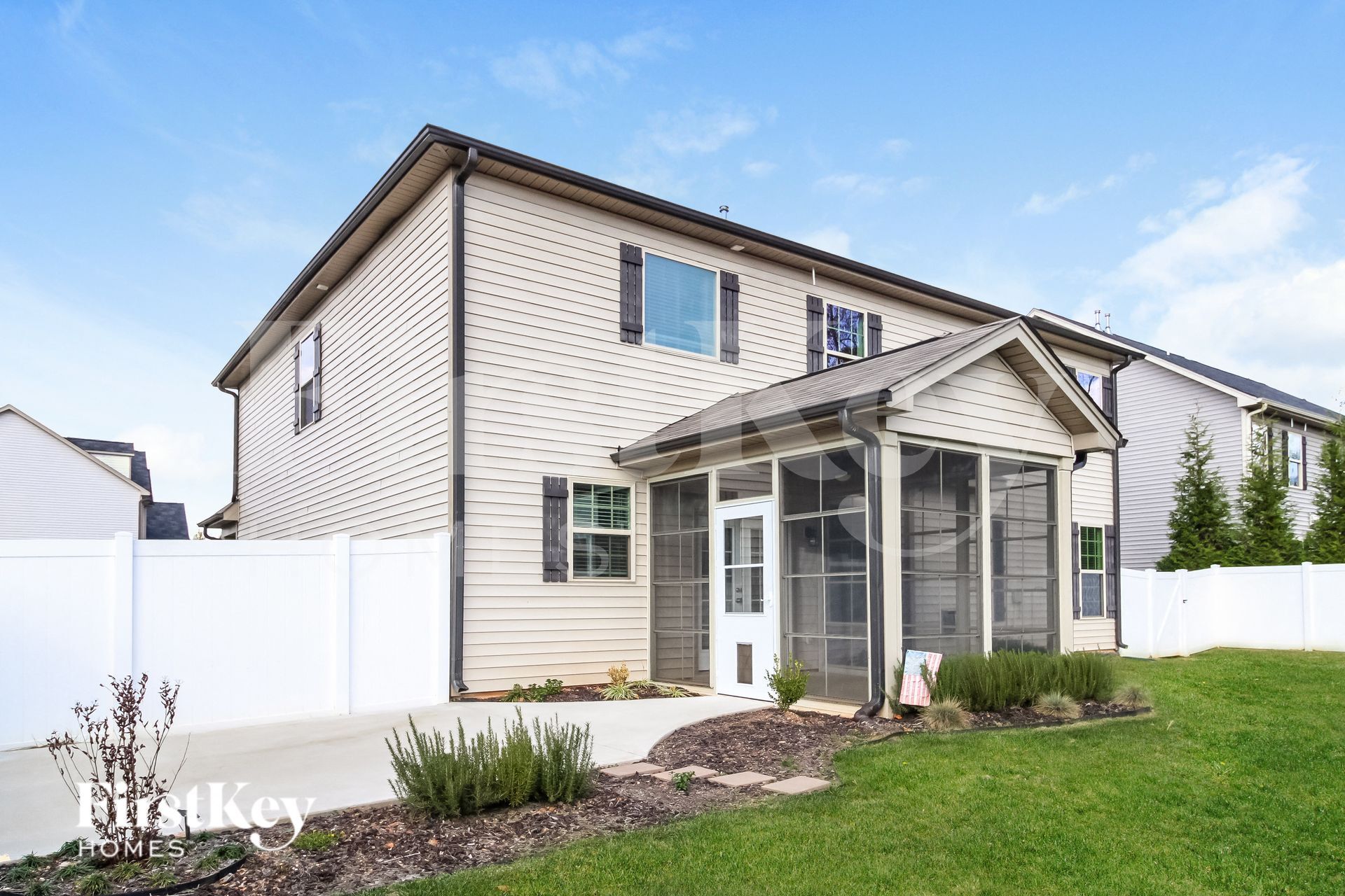 Building Photo - 1833 Ridge Creek Dr