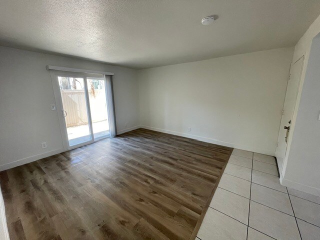 Building Photo - 12835 10th St