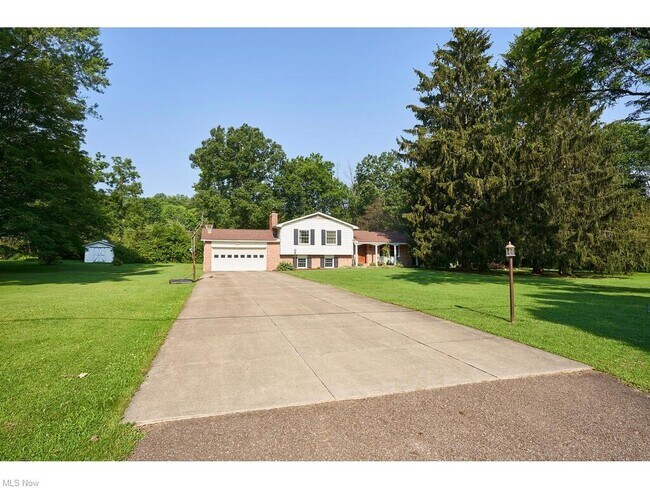 Building Photo - 1174 Rolling Meadows Rd