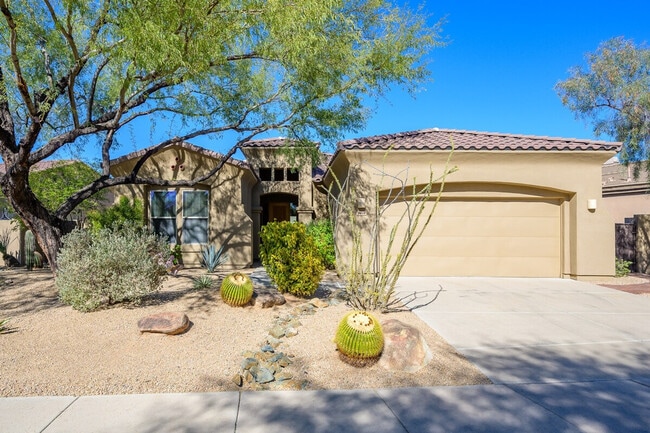 Building Photo - 7410 E Russet Sky Dr
