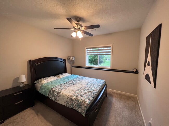 Building Photo - 8094 Evergreen Ln N