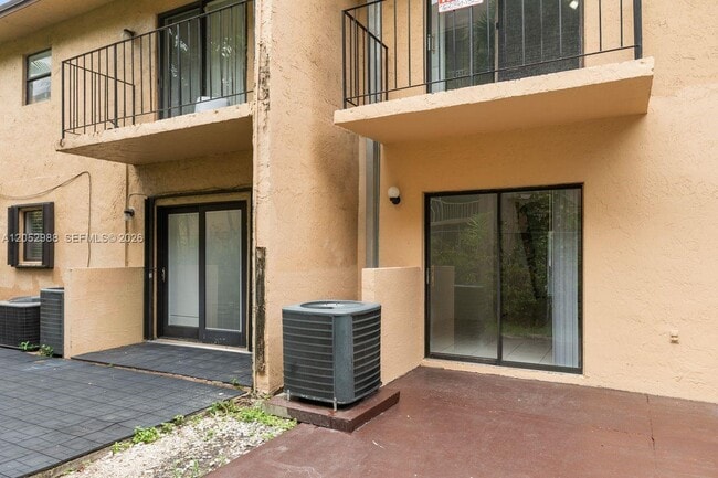 Building Photo - 6854 NW 173rd Dr