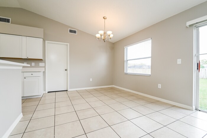 Building Photo - 6621 Shepherd Oaks Pass