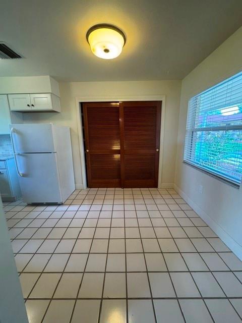 Building Photo - 37623 Camphor Dr