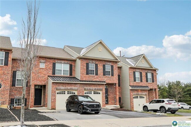 Building Photo - 270 Milkweed Dr