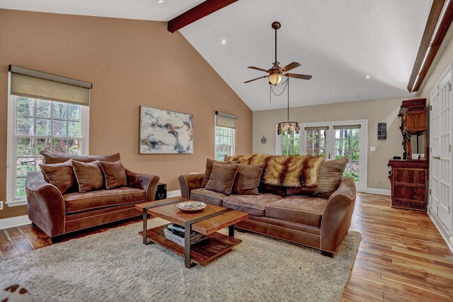 Building Photo - An Unbelievable Rental Opportunity – Grand...